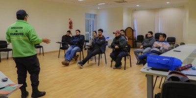 Capacitación de tránsito a Coop 16 de Octubre.