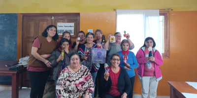 El Área de Discapacidad, Género, Diversidad Y Nuevas Mayorías participó del Taller de Fieltro en el Centro Comunitario Malvinas.