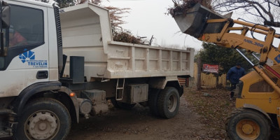 El municipio refuerza los trabajos de limpieza y mantenimiento urbano.