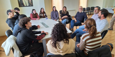 Estudiantes de la Escuela 7724 de Aldea Escolar visitaron el Municipio de Trevelin.