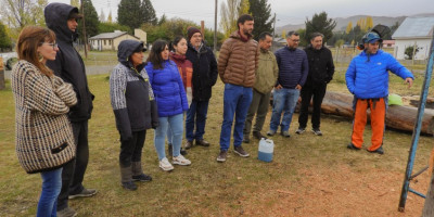 Instalarán una plaza con “chemamulles” y juegos infantiles en Lago Rosario