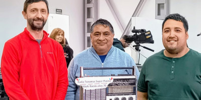 La radio municipal FM del Valle homenajeó a la radiodifusión en su día.