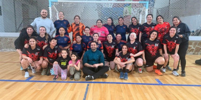 Mamis Handball. Dos fines de semana de competencia en El Bolsón.