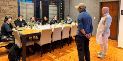 Medios de Córdoba recorrieron Trevelin y conocieron su oferta turística.
