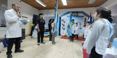 Promesa a la Bandera Escuela 114 Lago Rosario
