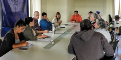 Funcionarios municipales recibieron a la vecinal Los Sauces