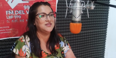 Sandra Muñoz en FM Del Valle.