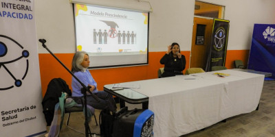 Taller de Discapacidad en el Polideportivo Municipal.