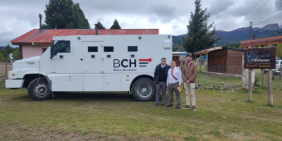 Tras gestiones del intendente Héctor Ingram, volvió el Banco Móvil a Sierra Colorada y Lago Rosario. Tras gestiones del intendente Héctor Ingram, volvió el Banco Móvil a Sierra Colorada y Lago Rosario.