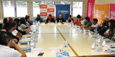 Trevelin presente en una reunión estratégica para el desarrollo deportivo de la región.