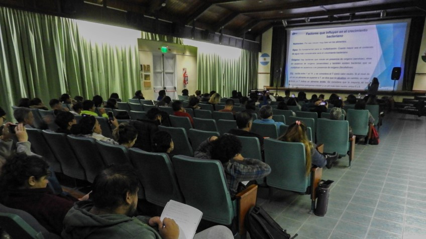 Curso de manipulación de alimentos.