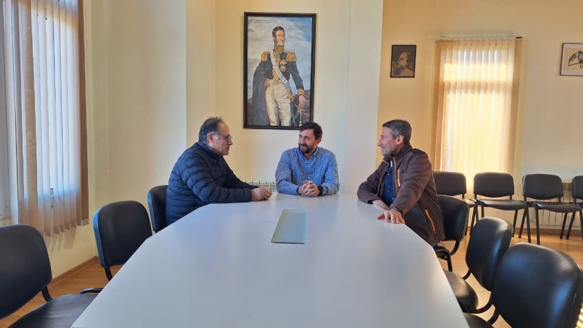 Ingram recibió al Secretario de Salud de Chubut.