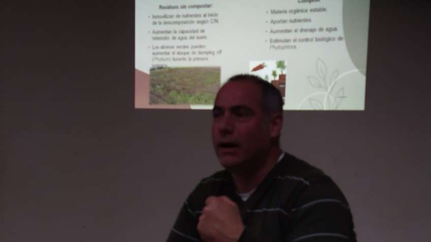 Se realizó una jornada de capacitación para productores hortícolas en Trevelin.