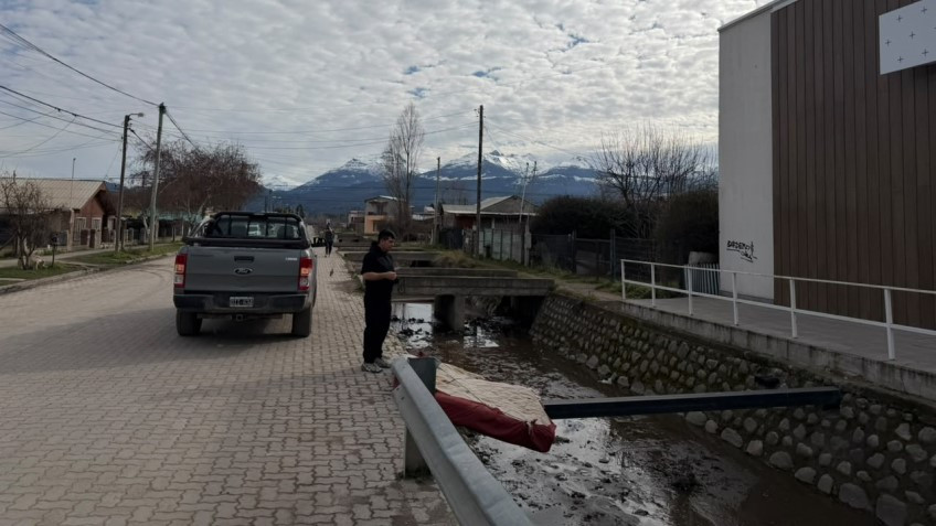 Solicitan colaboración vecinal para el cuidado y limpieza de canales pluviales.