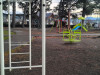 Finalizó la instalación de nuevos juegos y luminarias en plaza Coronel Fontana.